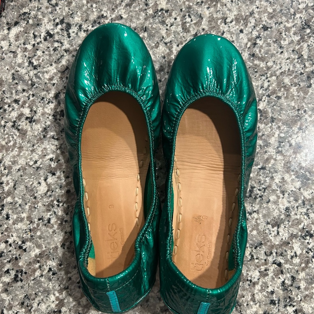 Tieks Emerald Patent Women's Flats